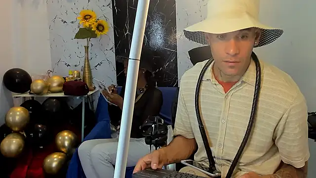 Snapshot of Stormandloganxxx chatting on 13, 1, 2026 Stormandloganxxx online show from 13, 1, 2026