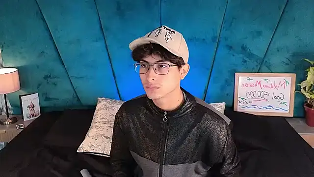 Aaron Eze online show from 11, 5, 2026