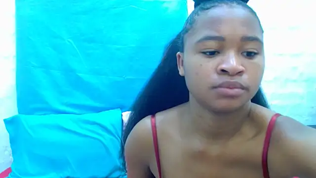 Snapshot of DaisyGirlxx chatting on 22, 3, 2026 DaisyGirlxx online show from 22, 3, 2026