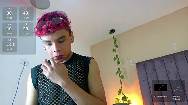 Xavier Fox    online show from 9, 2, 2026