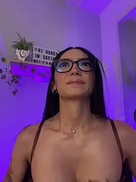 Snapshot of Im_sofiaaa chatting on 20, 6, 2026 Im sofiaaa online show from 20, 6, 2026