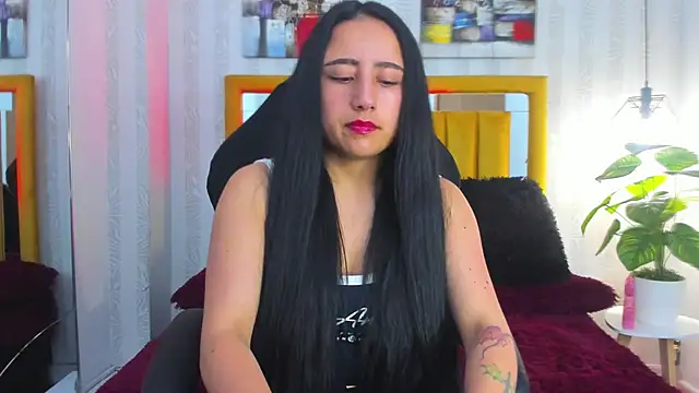 Samanta Fischer online show from 1, 12, 2025