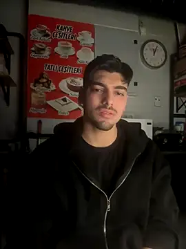 Snapshot of emir343475 chatting on 26, 11, 2025 emir343475 online show from 26, 11, 2025