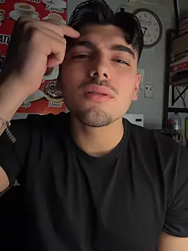 Snapshot of emir343475 chatting on 15, 12, 2025 emir343475 online show from 15, 12, 2025