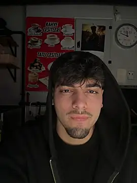 Snapshot of emir343475 chatting on 13, 2, 2026 emir343475 online show from 13, 2, 2026