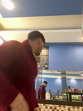 Snapshot of emir343475 chatting on 22, 2, 2026 emir343475 online show from 22, 2, 2026