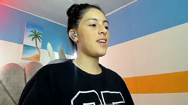 moon winy online show from 29, 10, 2025