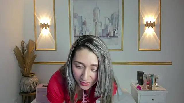 Snapshot of karlyy_ chatting on 29, 10, 2025 karlyy online show from 29, 10, 2025