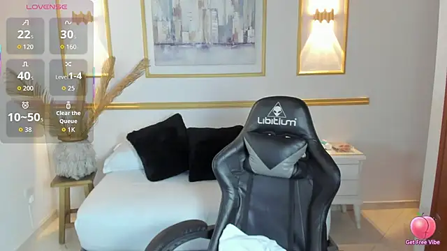 Snapshot of karlyy_ chatting on 27, 11, 2025 karlyy online show from 27, 11, 2025