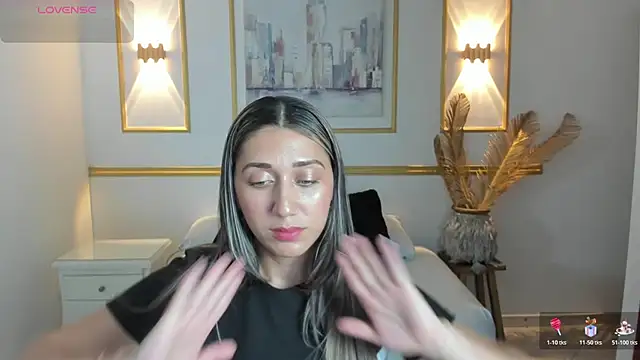 Snapshot of karlyy_ chatting on 8, 1, 2026 karlyy online show from 8, 1, 2026