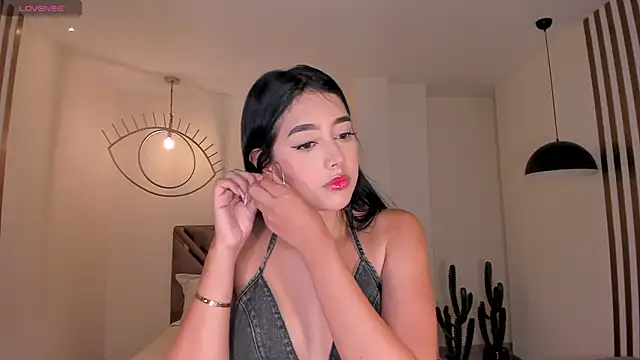ScarlettBlaze  online show from 14, 5, 2026