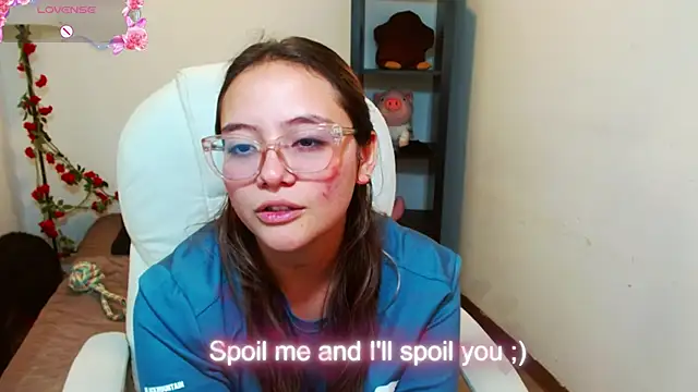 Red Lola  online show from 22, 12, 2025