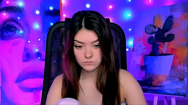 Snapshot of AnaSteisher chatting on 17, 12, 2025 AnaSteisher online show from 17, 12, 2025