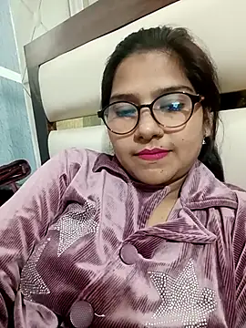 Vanshika1432 online show from 21, 11, 2025