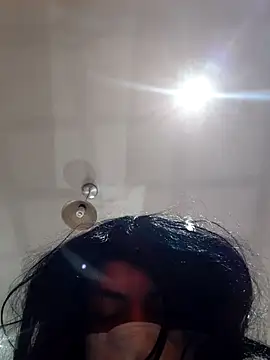 Snapshot of titi23557 chatting on 18, 4, 2026 titi23557 online show from 18, 4, 2026