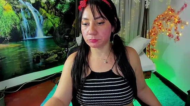 madys hot online show from 28, 10, 2025