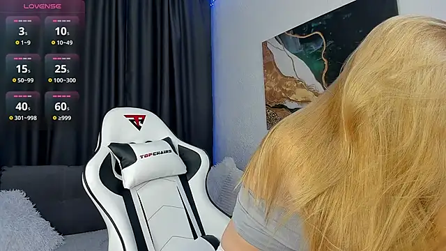 Snapshot of bella_xx__ chatting on 14, 11, 2025 bella xx online show from 14, 11, 2025