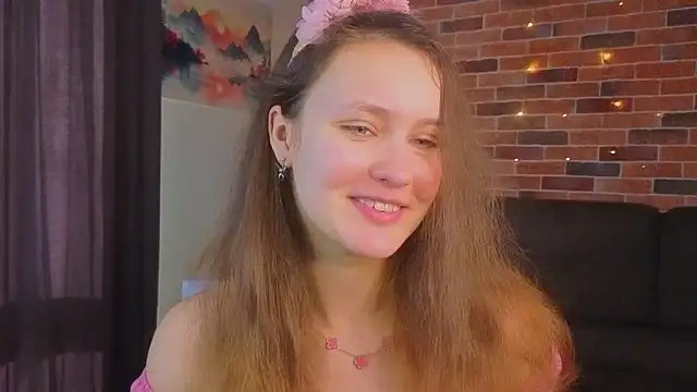 Snapshot of FoxFever chatting on 14, 3, 2026 FoxFever online show from 14, 3, 2026