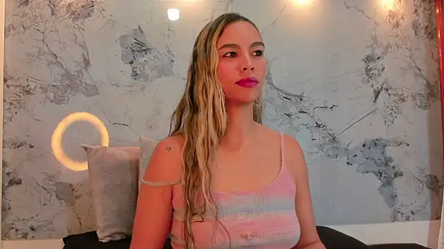 Snapshot of Karina_chastillo chatting on 6, 3, 2026 Karina chastillo online show from 6, 3, 2026