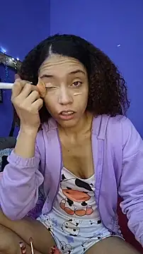 Luna-Vixen1 online show from 28, 11, 2025