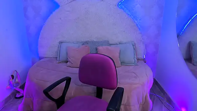 valentina clk online show from 26, 11, 2025