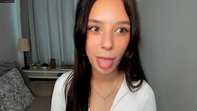 Snapshot of DemetraSadahiro chatting on 28, 10, 2025 DemetraSadahiro online show from 28, 10, 2025