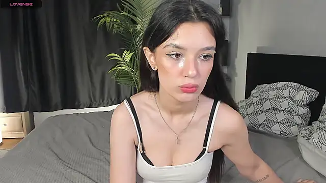 Snapshot of DemetraSadahiro chatting on 29, 11, 2025 DemetraSadahiro online show from 29, 11, 2025