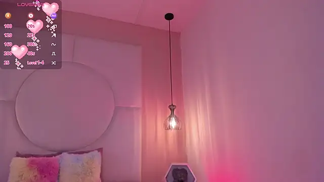 Foxxie Rosie online show from 28, 10, 2025