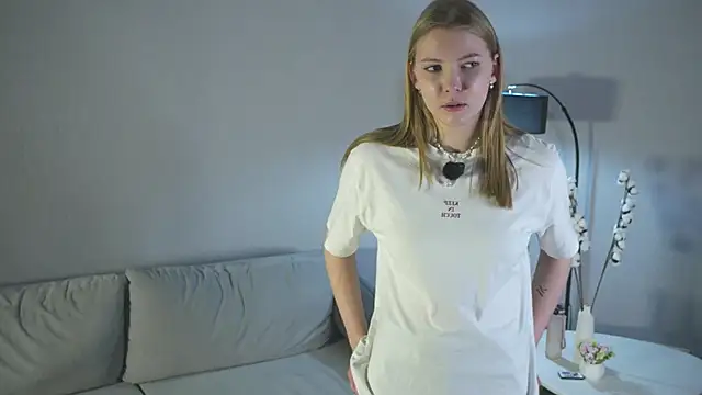 EviaCocola online show from 17, 10, 2025