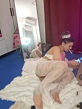 Snapshot of Your_Desires07 chatting on 5, 2, 2026 Your Desires07 online show from 5, 2, 2026