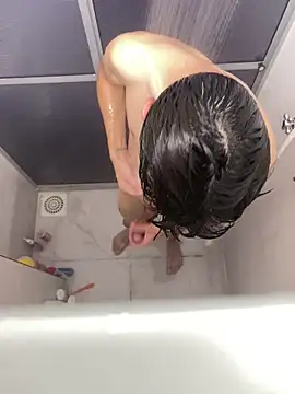 Snapshot of leozin01 chatting on 29, 10, 2025 leozin01 online show from 29, 10, 2025