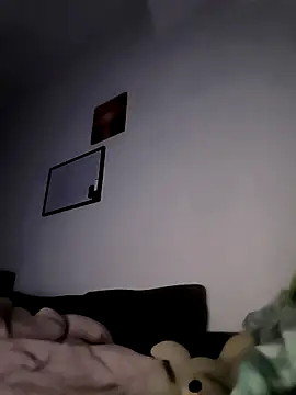 Snapshot of curvygirrlll chatting on 29, 10, 2025 curvygirrlll online show from 29, 10, 2025