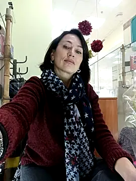 Snapshot of Luna_7777 chatting on 18, 11, 2025 Luna 7777 online show from 18, 11, 2025