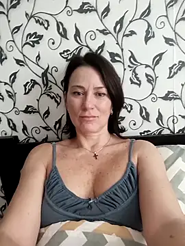 Luna 7777 online show from 18, 2, 2026