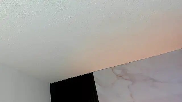 Halleyrosse online show from 28, 10, 2025