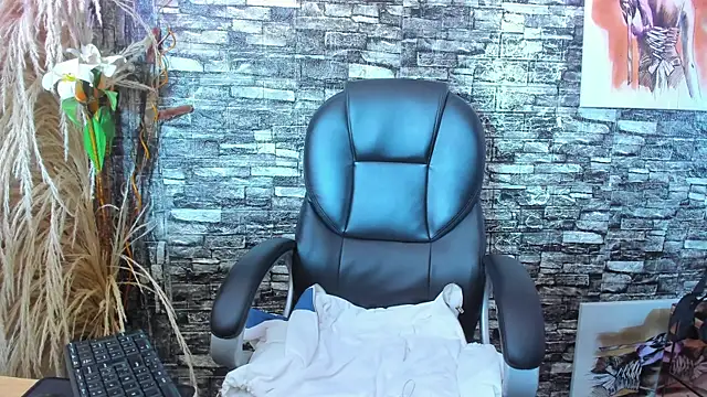 talialadyx online show from 3, 12, 2025