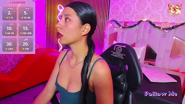 Adisson Tay online show from 5, 12, 2025