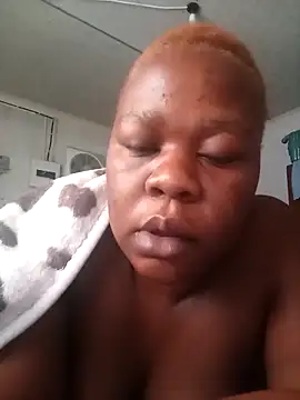 Roronae online show from 11, 11, 2025