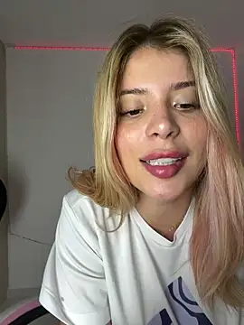 Snapshot of _Alicee_1 chatting on 8, 1, 2026 Alicee 1 online show from 8, 1, 2026