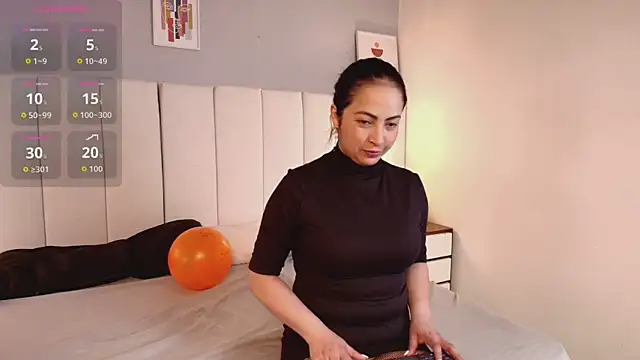 Alanawestt online show from 5, 11, 2025