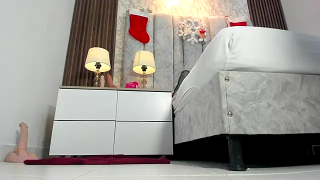 goddessfeetxx online show from 2, 12, 2025