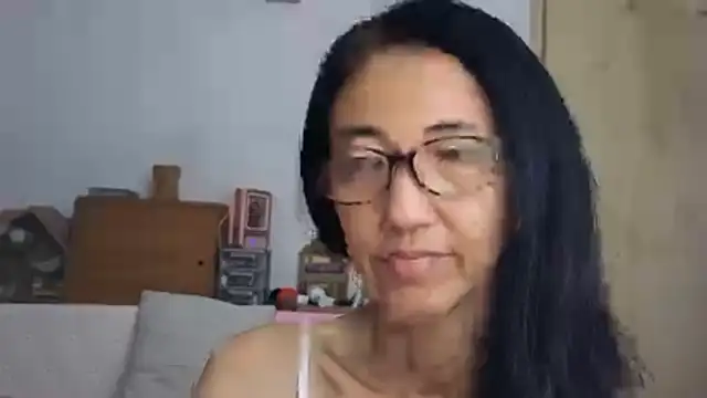 Snapshot of princessD077 chatting on 18, 4, 2026 princessD077 online show from 18, 4, 2026