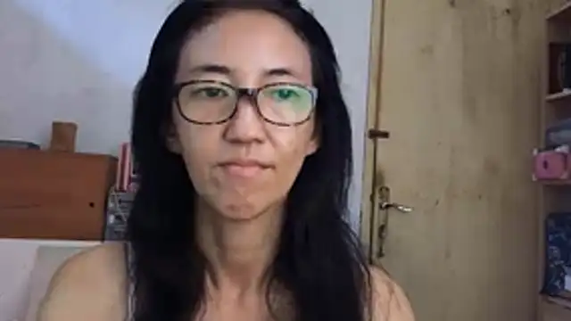 Snapshot of princessD077 chatting on 20, 4, 2026 princessD077 online show from 20, 4, 2026