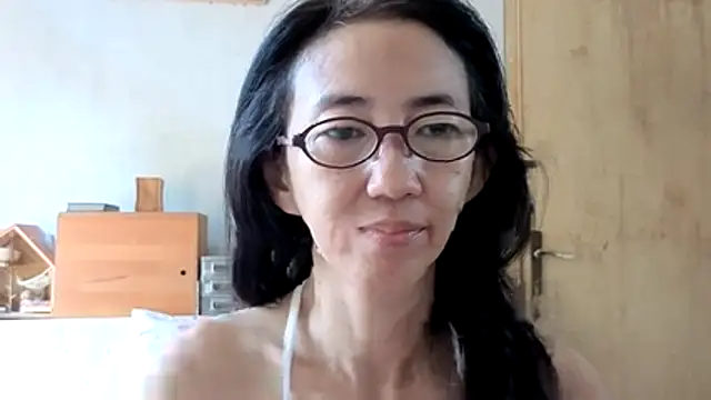 Snapshot of princessD077 chatting on 9, 5, 2026 princessD077 online show from 9, 5, 2026