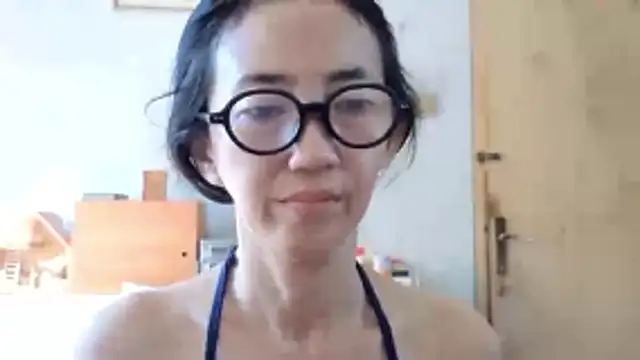 Snapshot of princessD077 chatting on 13, 5, 2026 princessD077 online show from 13, 5, 2026