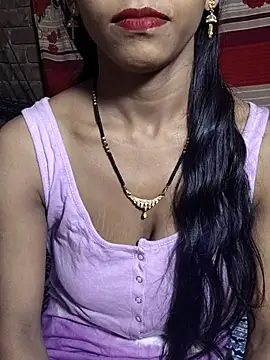 Itz Aisha   online show from 6, 11, 2025