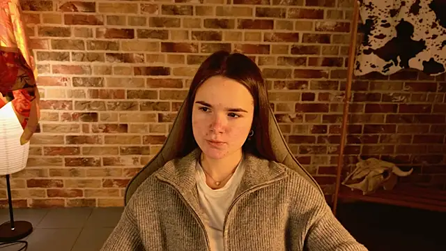 Snapshot of May_Bloom chatting on 23, 11, 2025 May Bloom online show from 23, 11, 2025