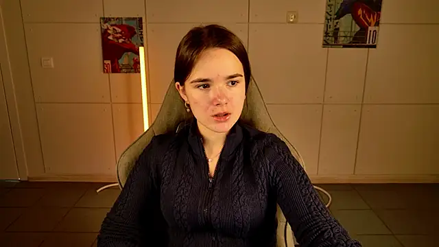 Snapshot of May_Bloom chatting on 25, 11, 2025 May Bloom online show from 25, 11, 2025