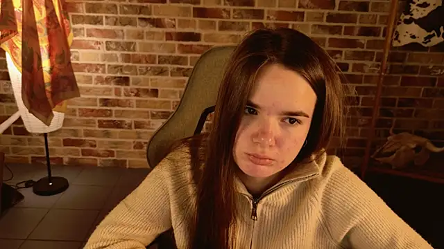 Snapshot of May_Bloom chatting on 3, 12, 2025 May Bloom online show from 3, 12, 2025