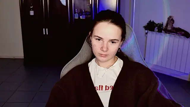 Snapshot of May_Bloom chatting on 8, 1, 2026 May Bloom online show from 8, 1, 2026